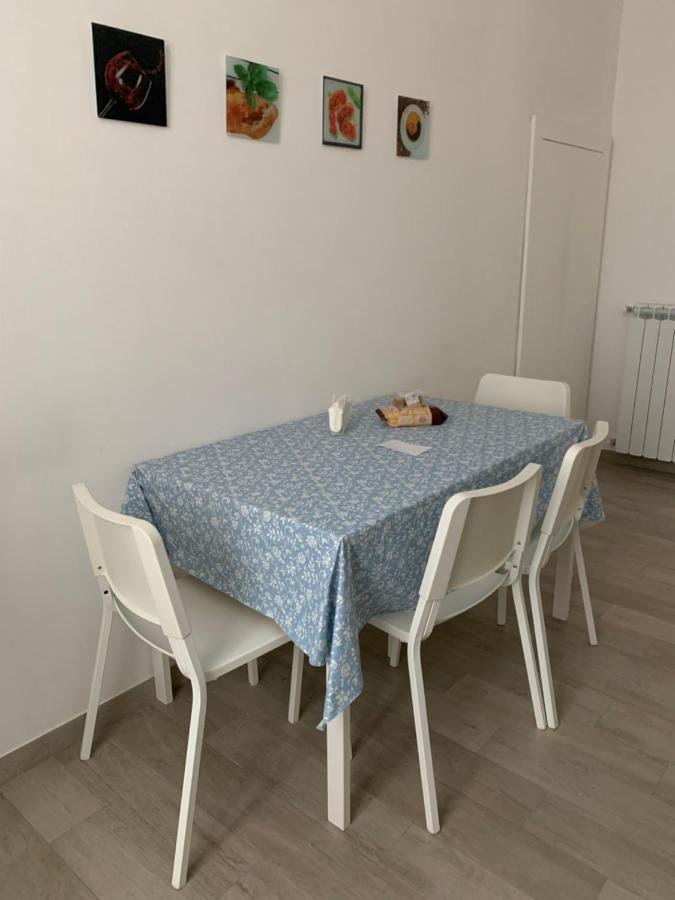 Apartamento La porta di Carmy Nápoles Exterior foto